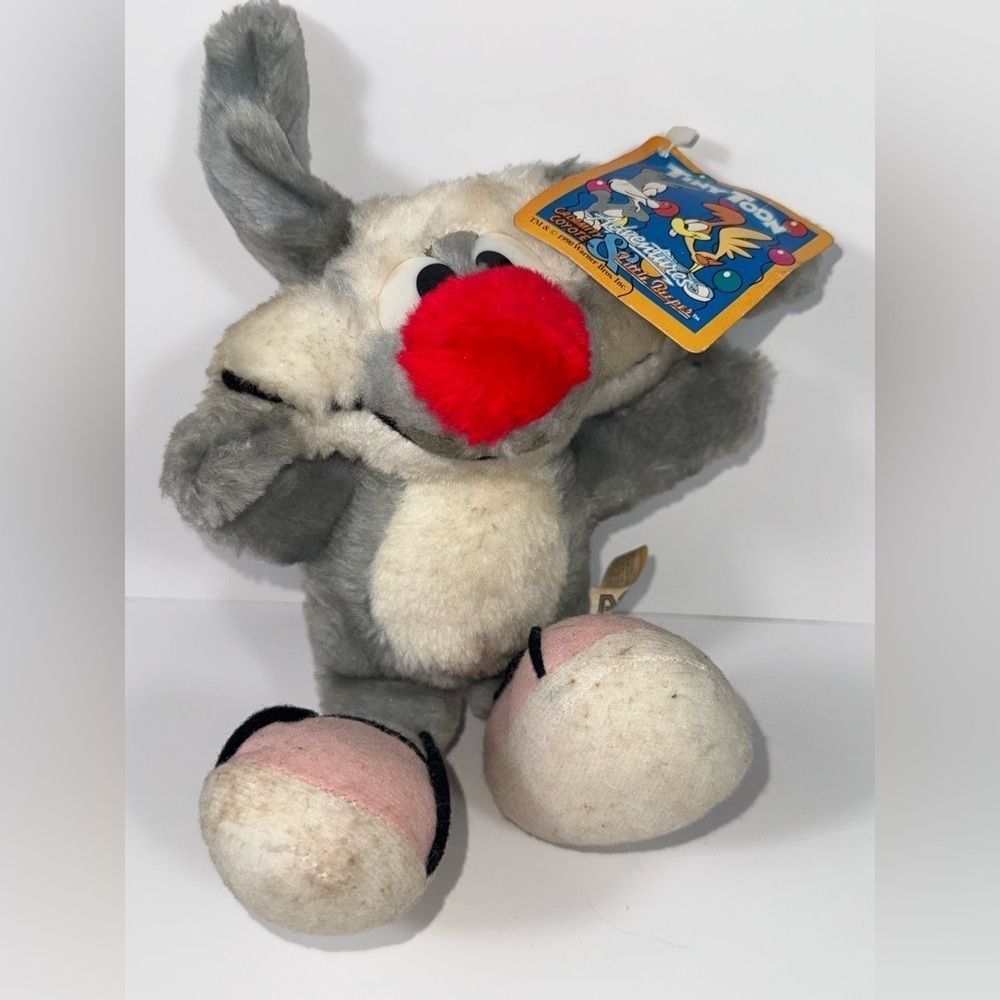 Vintage 1990s Calamity Coyote Plush , Stuffed Animal- Tiny Toon Warner bros